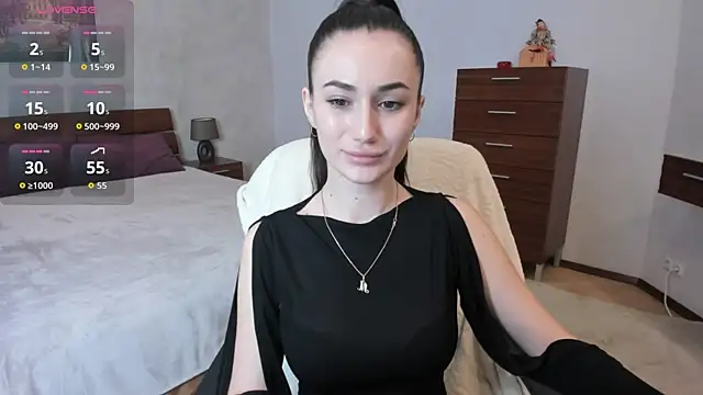 MiraaLes online show from 02/17/26, 02:13