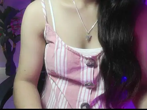 Snapshot of Isha_Lush chatting on 12/22/25, 05:26 Isha Lush online show from 12/22/25, 05:26