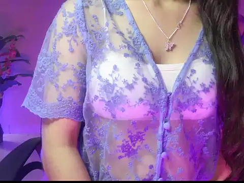 Snapshot of Isha_Lush chatting on 12/22/25, 05:54 Isha Lush online show from 12/22/25, 05:54