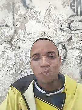 Snapshot of Andreskelly chatting on 03/04/26, 06:36 Andreskelly online show from 03/04/26, 06:36