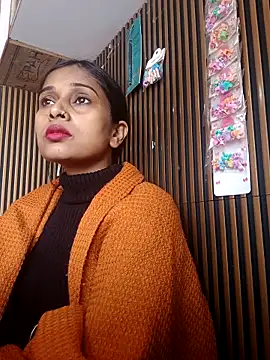 Snapshot of nehakapoor89 chatting on 02/02/26, 07:18 nehakapoor89 online show from 02/02/26, 07:18