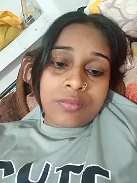 Snapshot of nehakapoor89 chatting on 03/07/26, 04:37 nehakapoor89 online show from 03/07/26, 04:37