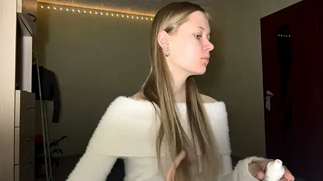 ZaidaSchwarten online show from 01/12/26, 06:07