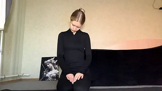 ZaidaSchwarten online show from 03/05/26, 05:03