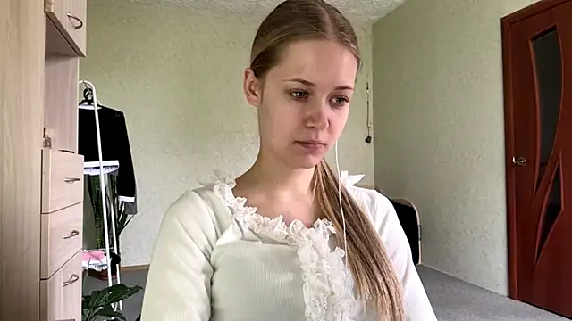 ZaidaSchwarten online show from 05/10/26, 05:45