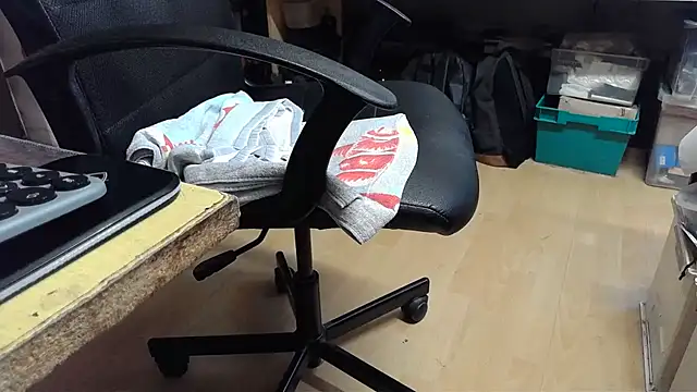 oldmann08 online show from 01/14/26, 08:53