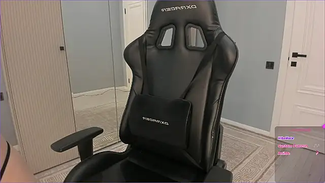 lovelymikky online show from 04/07/26, 03:40