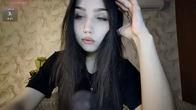 Qwami Amie online show from 03/20/26, 02:11