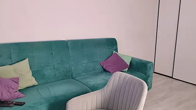 Sandra Prafer online show from 12/16/25, 05:01