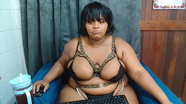 ChoklitBerryXX online show from 02/23/26, 04:15