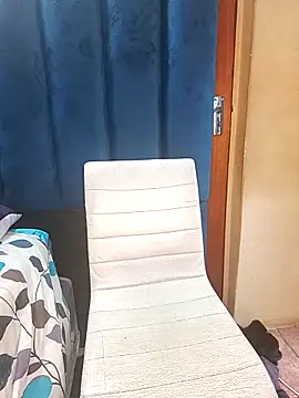 ChoklitBerryXX online show from 04/20/26, 02:31