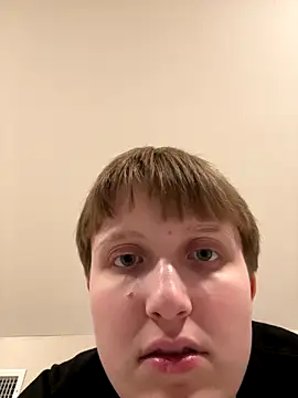 Lassie Cassie online show from 12/14/25, 03:23