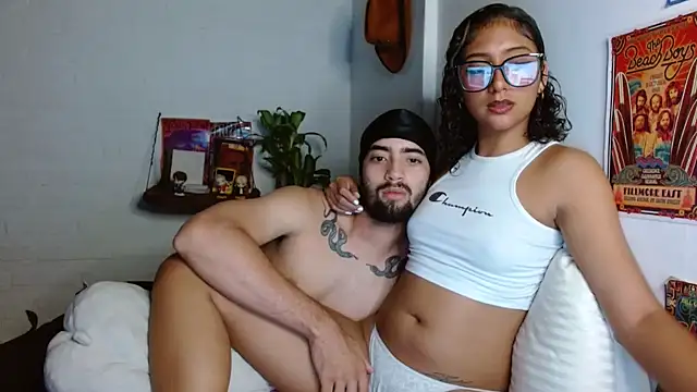 SweetEmxxx online show from 02/12/26, 02:50