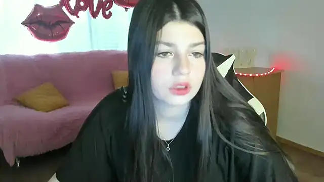 KisaModel online show from 04/19/26, 01:05