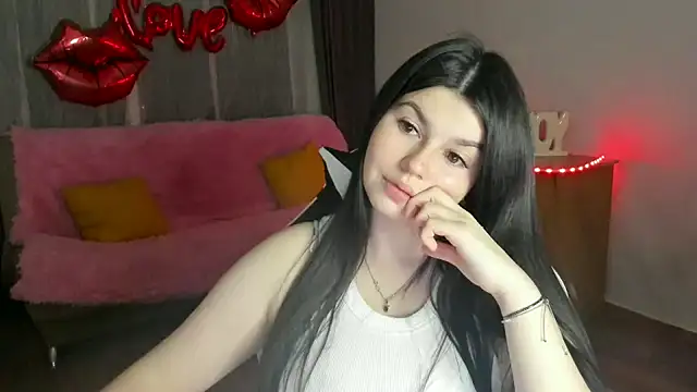 KisaModel online show from 05/03/26, 03:51