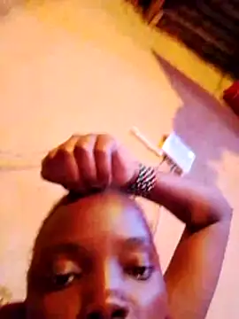 Snapshot of SEXY-NAIMA chatting on 01/17/26, 04:11 SEXY-NAIMA online show from 01/17/26, 04:11