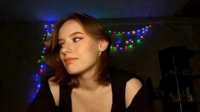 deep eyes online show from 12/17/25, 04:02