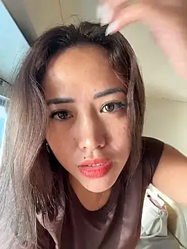 Snapshot of Serena_reinaa chatting on 12/20/25, 11:45 Serena reinaa online show from 12/20/25, 11:45