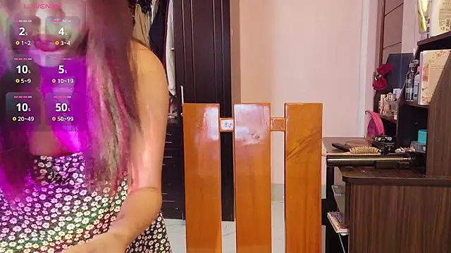 Snapshot of Serena_reinaa chatting on 01/10/26, 12:18 Serena reinaa online show from 01/10/26, 12:18