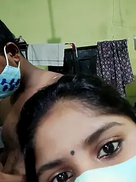 Snapshot of Cuple_masti72 chatting on 05/26/26, 05:31 Cuple masti72 online show from 05/26/26, 05:31