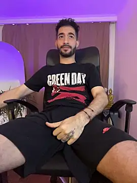  YOURHERO online show from 02/22/26, 05:44