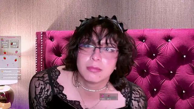 Shelly bat online show from 04/21/26, 01:42