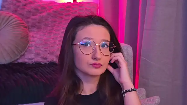 TheaMalekoo online show from 02/10/26, 07:45