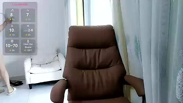 Snapshot of Leila-11 chatting on 06/09/26, 12:22 Leila-11 online show from 06/09/26, 12:22