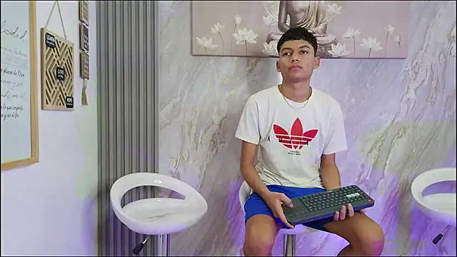 HORNY PRETTY online show from 02/07/26, 01:15