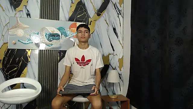 HORNY PRETTY online show from 05/03/26, 01:28