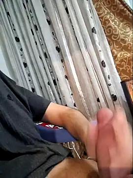 Snapshot of Berk_3113 chatting on 03/02/26, 08:37 Berk 3113 online show from 03/02/26, 08:37