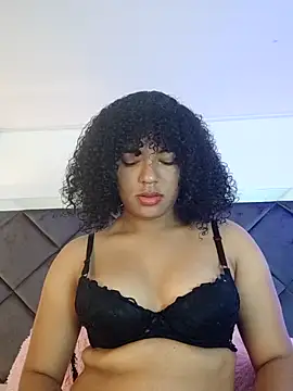 LunaaCurly online show from 03/15/26, 11:49