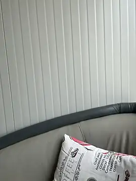 MeganBlueq online show from 04/21/26, 08:42