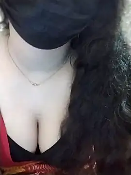 Snapshot of nosrat014 chatting on 01/11/26, 02:11 nosrat014 online show from 01/11/26, 02:11