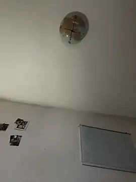 kingNQueen1211 online show from 12/19/25, 02:40