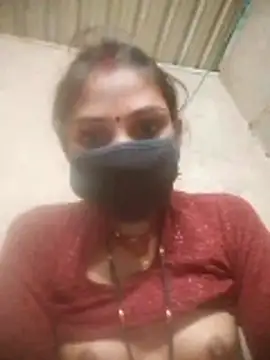 Laxmi9090 online show from 02/16/26, 02:35