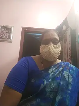 Snapshot of sarala_telugu chatting on 05/19/26, 04:46 sarala telugu online show from 05/19/26, 04:46