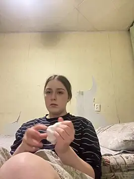 Yaseniya  online show from 03/24/26, 08:47