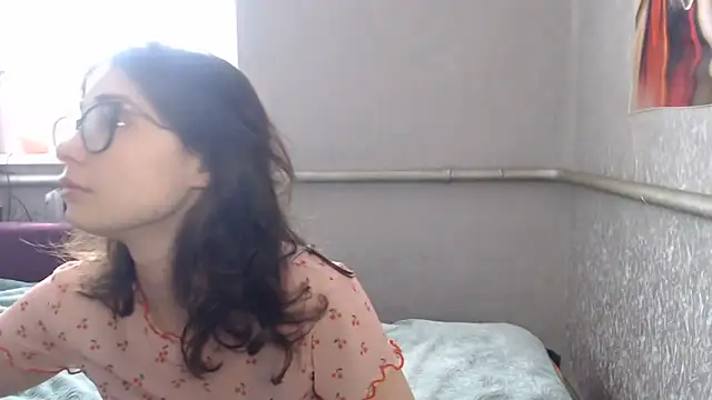Snapshot of Angelik5371 chatting on 05/25/26, 12:22 Angelik5371 online show from 05/25/26, 12:22