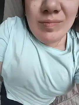 Snapshot of LimonLoveqw chatting on 12/22/25, 07:49 LimonLoveqw online show from 12/22/25, 07:49