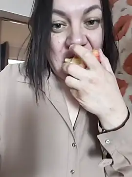 LimonLoveqw online show from 04/09/26, 12:21