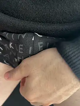 just4play online show from 02/05/26, 02:22