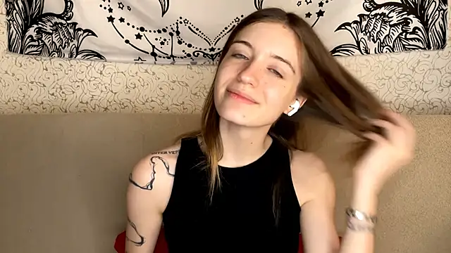 Shining Robi online show from 12/17/25, 12:44