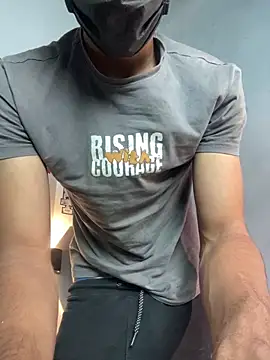 Snapshot of impremiumboy chatting on 12/14/25, 02:22 impremiumboy online show from 12/14/25, 02:22