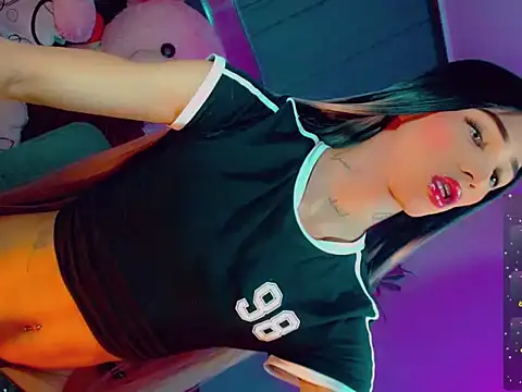 agathaferrer3 online show from 03/13/26, 01:18