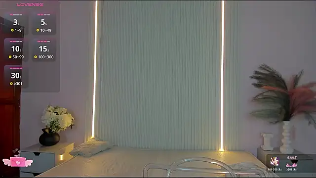 VivianOwen9 online show from 03/07/26, 12:35