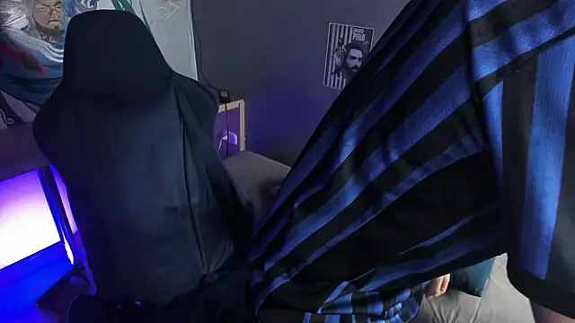 Criss Adams online show from 01/12/26, 02:28