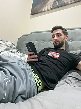 Juliann69Ramiro online show from 02/24/26, 11:36