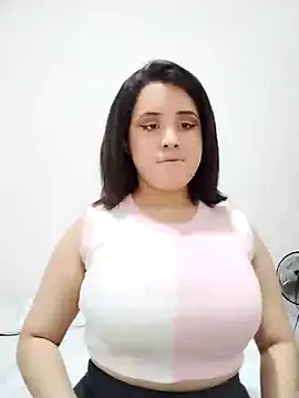 Missnia online show from 04/08/26, 01:11