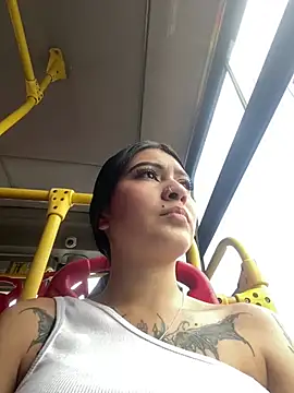 MiaFox 03 online show from 04/07/26, 03:45